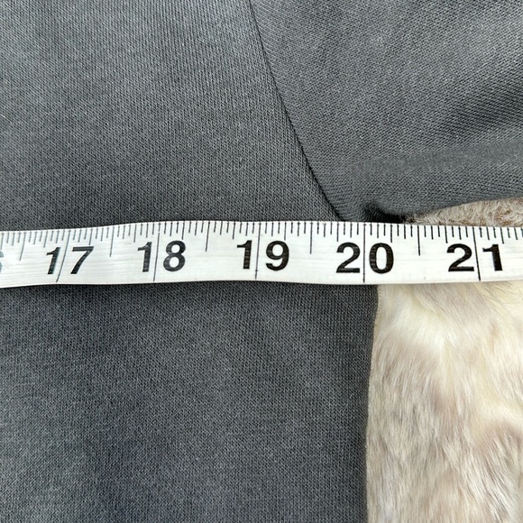 Banana Republic | Forest Green Pullover Hoodie | Size XS, NWT - Picture 5 of 9